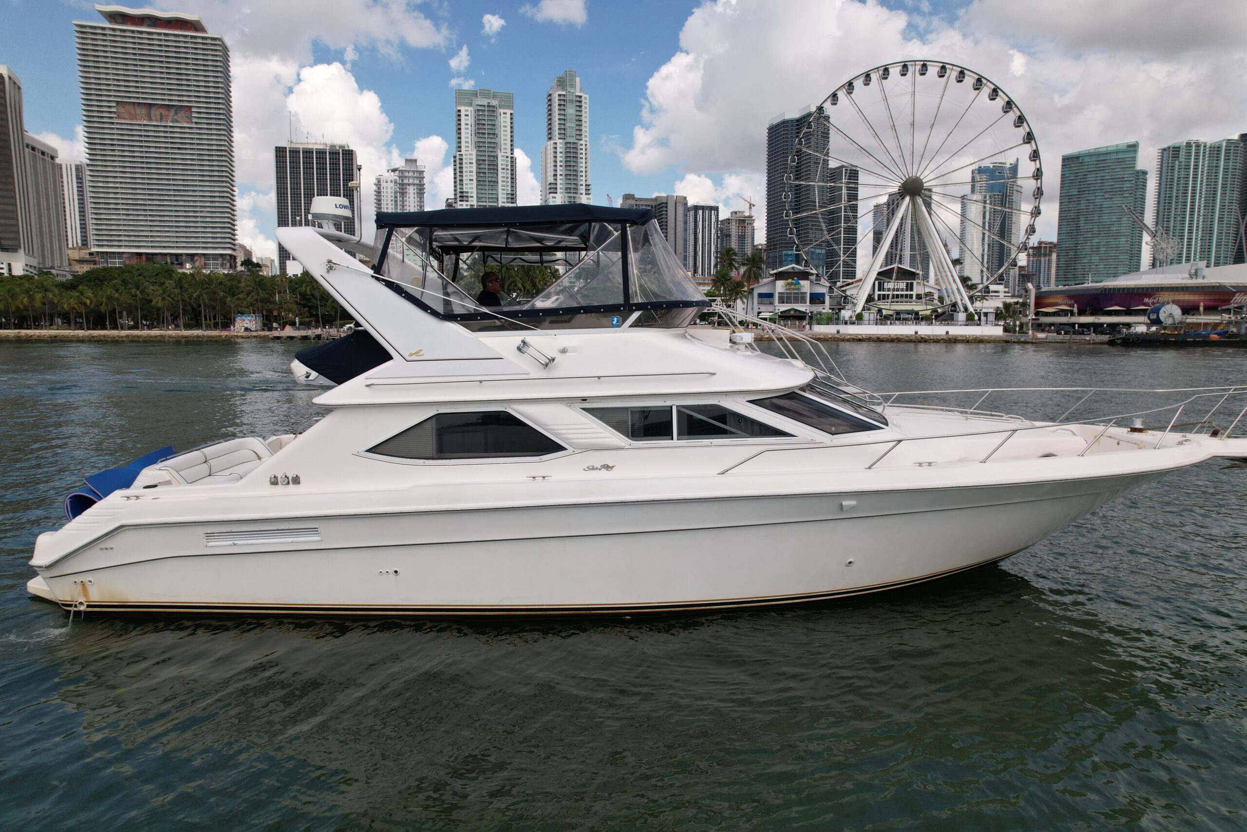 Sea Ray 50